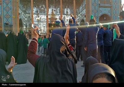 آئین تعویض پرچم آستان مقدس امامزاده حسین(ع) قزوین