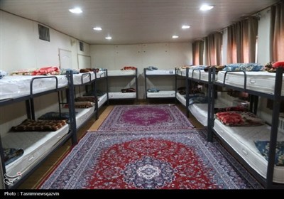 افتتاح زمین چمن مصنوعی یانس‌آباد قزوین با حضور وزیر آموزش و پرورش