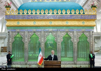 تجدید میثاق رئیس جمهور و اعضای هیئت دولت چهاردهم با آرمان‌های امام راحل