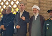 آغاز هفته دولت با آیین غبارروبی و گلباران مزار شهدا در پاکدشت+تصویر