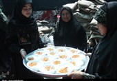 بانوان بسیجی خراسان رضوی پرچمداران خدمت به زائران پیاده امام رضا(ع)