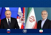 بوتین یطلع بزشکیان هاتفیاً على نتائج مفاوضات ألاسکا