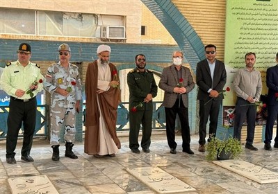 دولت،قشم،انقلاب،هفته،فرماندار،مسئولان،اسلامي،وفاق،رجايي،باهنر