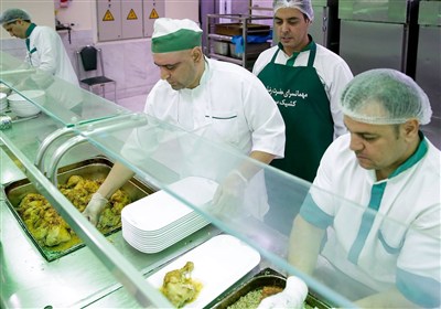 نذورات،زائران،حرم،مطهر،آستان،رضوي،نيت،قدس،مجاوران،مردمي،دقيق