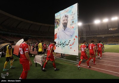 دیدار تیم‌های فوتبال سپاهان اصفهان و پرسپولیس