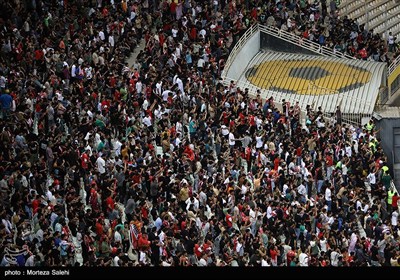 دیدار تیم‌های فوتبال سپاهان اصفهان و پرسپولیس