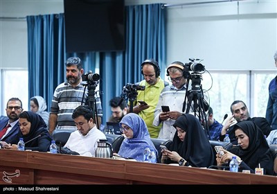 نشست خبری وزیر فرهنگ و ارشاد اسلامی