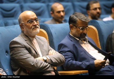 آئین رونمایی کتاب پنج حق