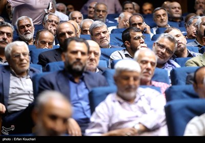 آئین رونمایی کتاب پنج حق