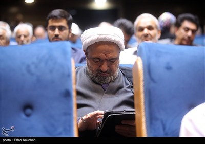 آئین رونمایی کتاب پنج حق