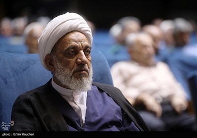 آئین رونمایی کتاب پنج حق
