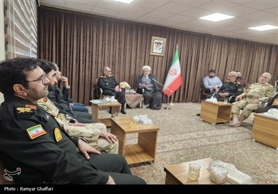 دیدار جانشین فراجا با نماینده ولی‌فقیه در کردستان