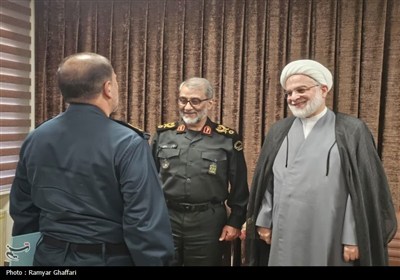 دیدار جانشین فراجا با نماینده ولی‌فقیه در کردستان
