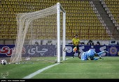 دیدار تیم های فوتبال شمس آذر و چادرملو
