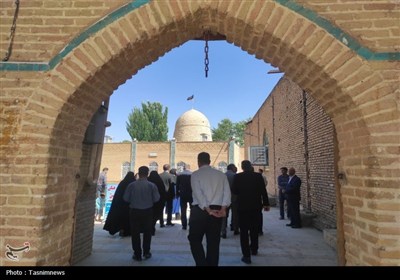 بازدید. معاون صنایع دستی کشور از آستان قیدار نبی(ع)