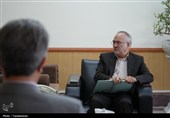 حاشیهنگاری نشست خبری استاندار/ گل به خودی مدیرکل حوزه استاندار