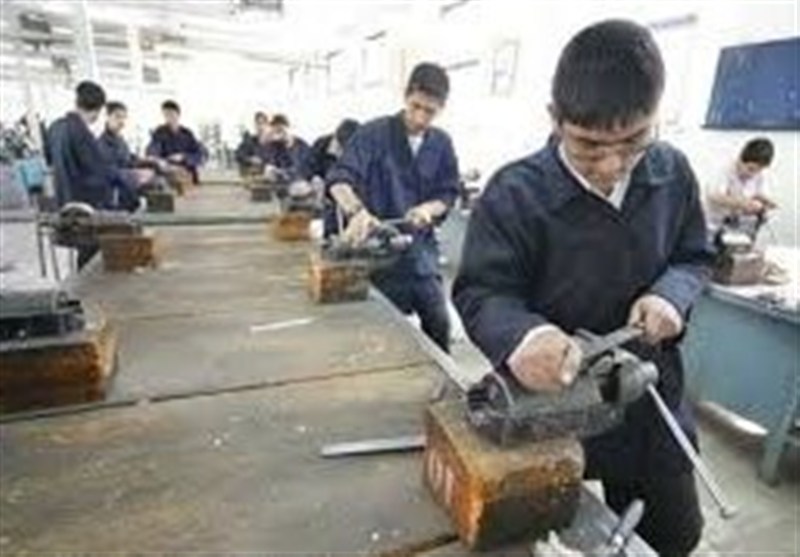 مهارت کافی نیست؛ دستمزد پایین عامل رشد اشتغال غیررسمی