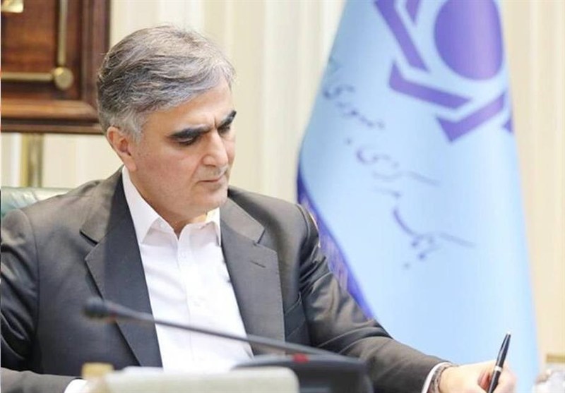 قدردانی رئیس کل بانک مرکزی از مدیرعامل و کارکنان بانک شهر