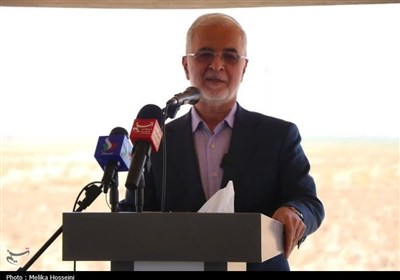 استان،كشور،پروژه،مركزي،خورشيدي،افتتاح،انرژي،توليد،مومني،مگاو ...