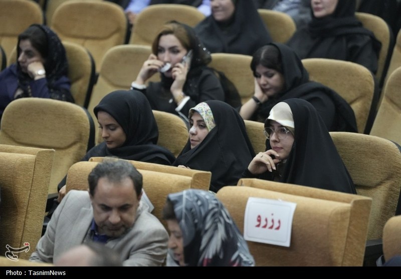 مراسم گرامیداشت روز خبرنگار در کرمانشاه- عکس صفحه استان تسنیم