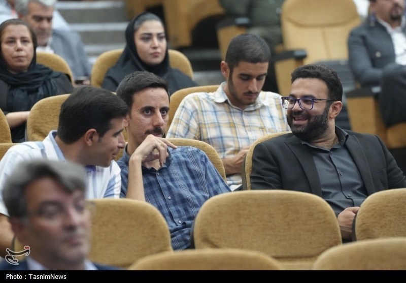 مراسم گرامیداشت روز خبرنگار در کرمانشاه- عکس صفحه استان تسنیم