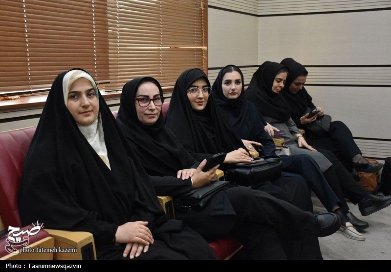 نشست خبری استاندار قزوین- عکس صفحه استان تسنیم
