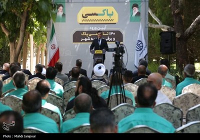 رونمایی از 130 دستگاه تاکسی برقی جدید در اصفهان