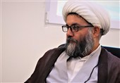 دانش باید استقلال بیاورد نه وابستگی