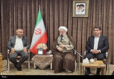 دیدار وزیر کار با نماینده ولی‌فقیه در کردستان