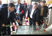 ادای احترام دولت به خانواده‌های شهدا در اردبیل و مشکین‌شهر؛ تجلیل از نمادهای ایثار و استقامت