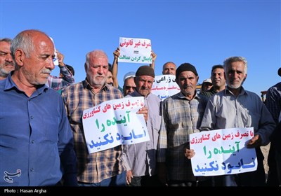 اعتراض اهالی روستای پابند به تملک اراضی کشاورزی برای نیروگاه خورشیدی