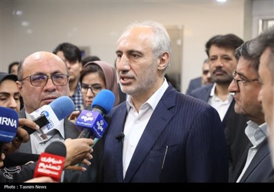 بازدید معاون رئیس جمهور از بخش الحاقی بیمارستان هاجر شهرکرد