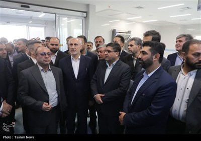 بازدید معاون رئیس جمهور از بخش الحاقی بیمارستان هاجر شهرکرد
