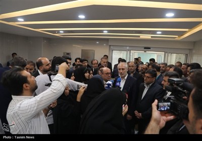 بازدید معاون رئیس جمهور از بخش الحاقی بیمارستان هاجر شهرکرد