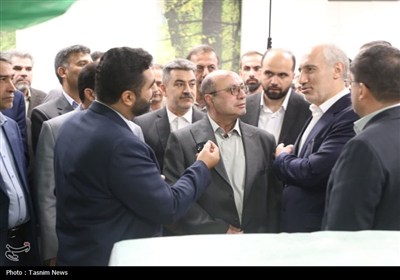 بازدید معاون رئیس جمهور از بخش الحاقی بیمارستان هاجر شهرکرد