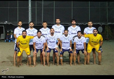 پیروزی مقتدرانه ملوان در لیگ برتر فوتبال ساحلی- عکس صفحه است ...