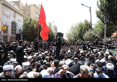دسته عزاداری شهادت امام حسن عسکری (ع) با حضور آیت الله وحید خراسانی