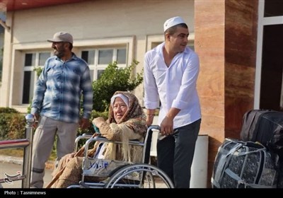 بازگشت اولین گروه از زائران گلستانی از حج عمره