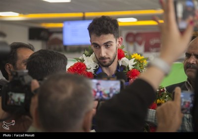 استقبال از کاپیتان تیم ملی نوجوانان والیبال در کرمانشاه