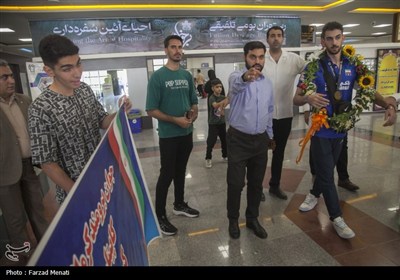 استقبال از کاپیتان تیم ملی نوجوانان والیبال در کرمانشاه