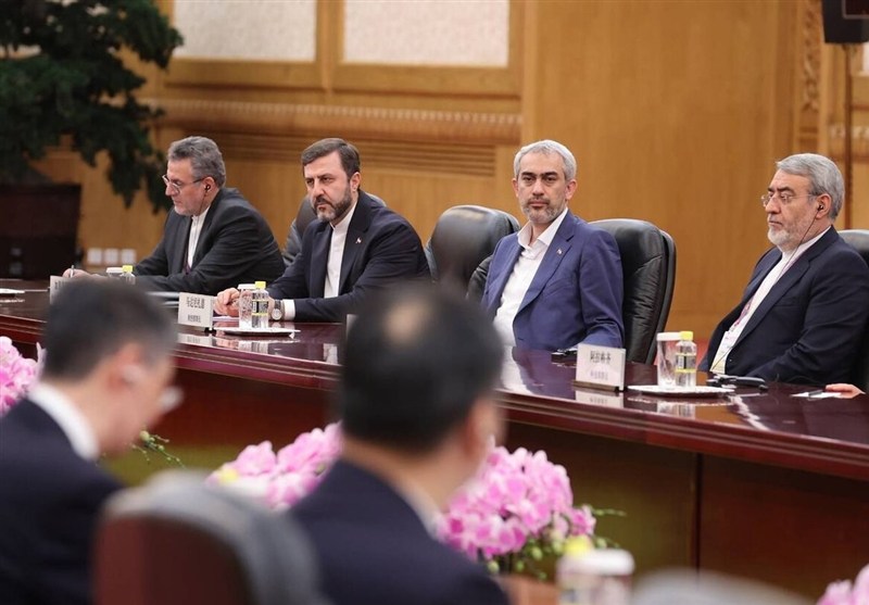 تمرکز سفر رئیس‌جمهور به چین بر تجارت، انرژی و فناوری / امضای بیش از 20 سند همکاری