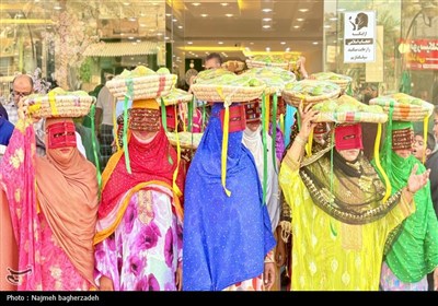 جشن شکرگزاری انبه و یاسمین گل میناب- عکس صفحه استان تسنیم