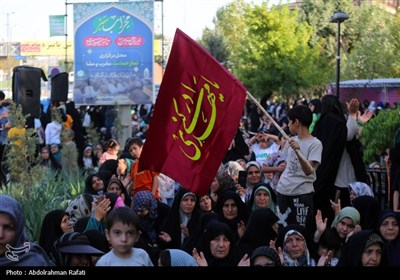 اهتزاز پرچم متبرک به نام حضرت مهدی (عج) بر فراز شهر همدان
