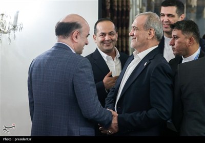 دیدار رئیس جمهور با ایرانیان مقیم چین