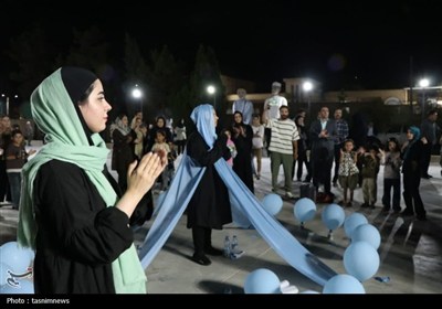 اجرای تئاتر خیابانی آب و زندگی در یزد