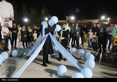 اجرای تئاتر خیابانی آب و زندگی در یزد