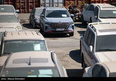 بازدید خبرنگاران از انبارهای جمع آوری و فروش اموال تملیکی