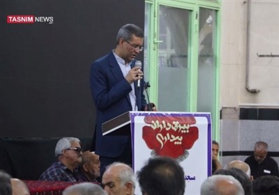 همایش تجلیل بیرق داران بیداری و یادواره شهدای کوی کوثر در همدان برگزار شد