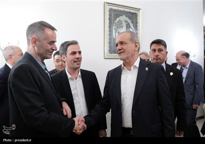 Визит президента Ирана Масуда Пезешкиана в Китай для участия в заседании Шанхайской организации сотрудничества