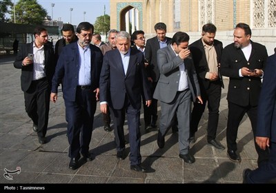 تشرف وزیر میراث فرهنگی به حرم حضرت معصومه(س)
